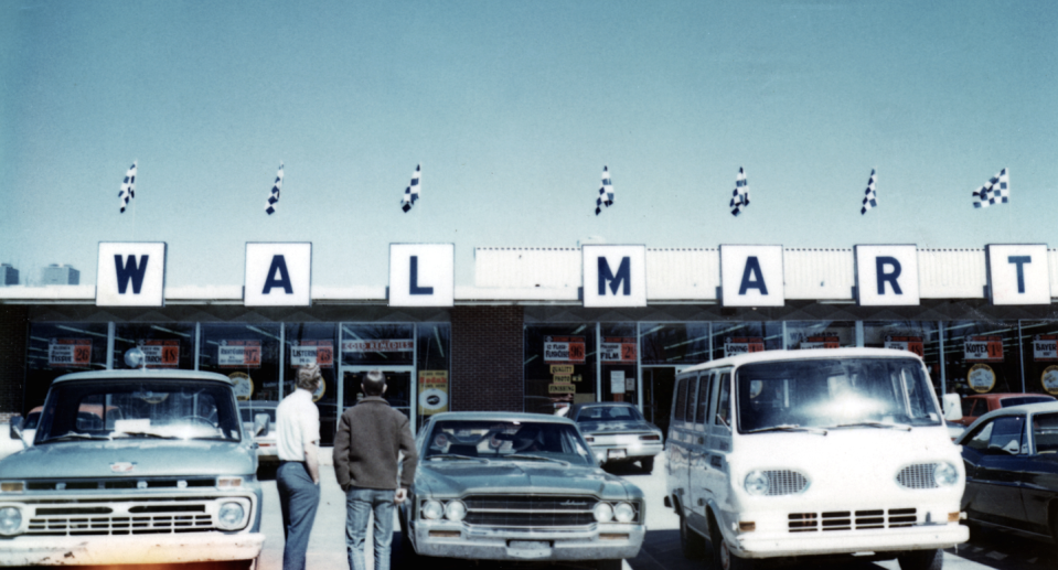 These Vintage Photos Show the Evolution of Walmart