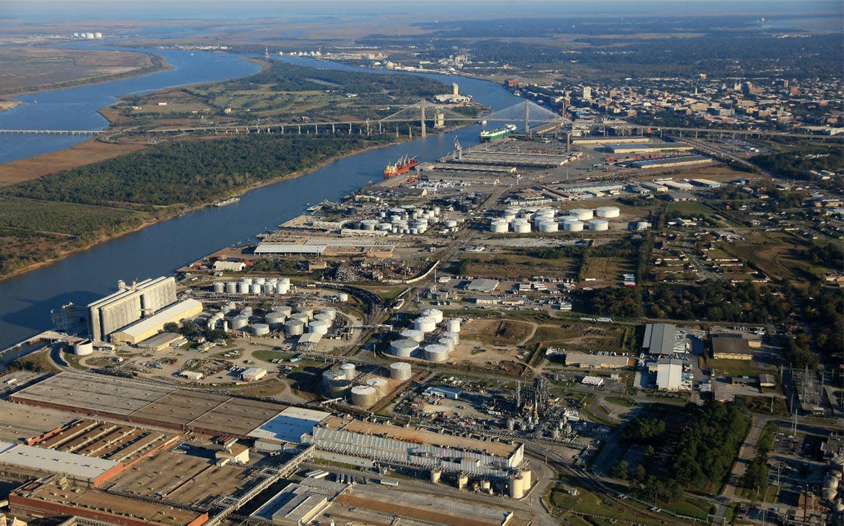 Colonial Terminals purchased land adjacent to its riverfront facility from Norfolk Southern to develop breakbulk infrastructure along the Savannah River.