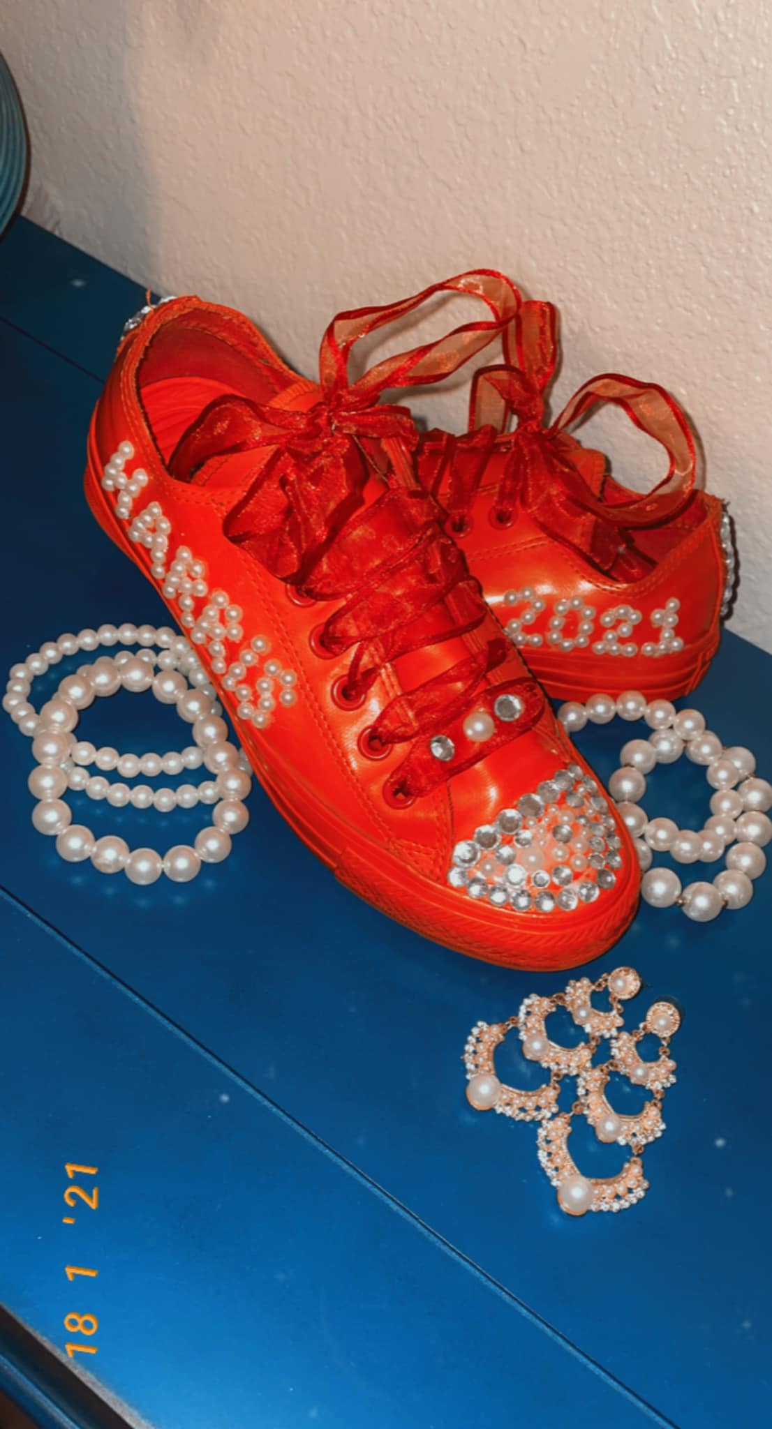 This member used pearls to spell out Harris' name on her red chucks. (Photo: Cri Jackson)