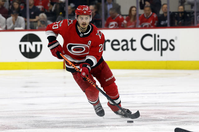 Carolina Hurricanes vs Florida Panthers Game 1: Preview, lines