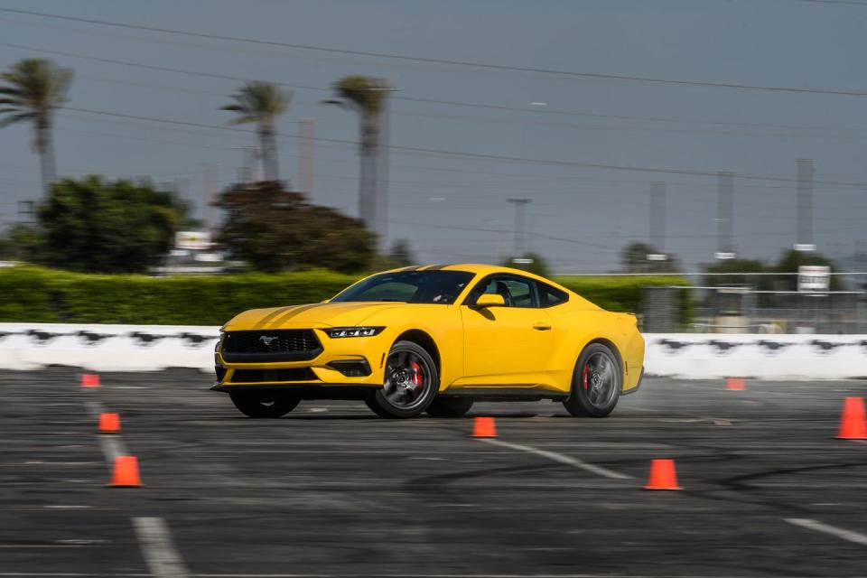 2024 ford mustang ecoboost