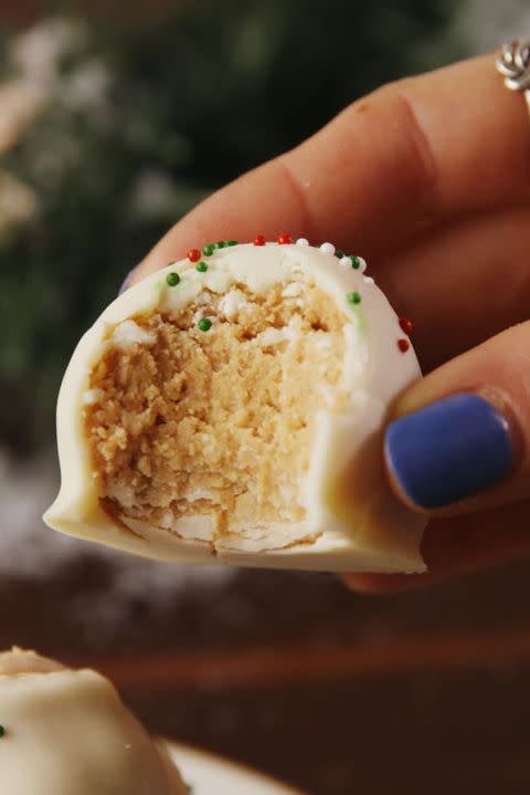 Peanut Butter Snowballs