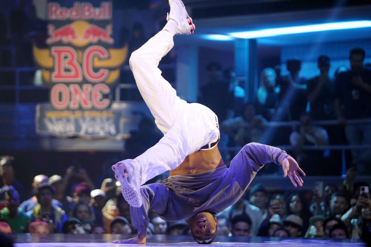 A B-boy competes 