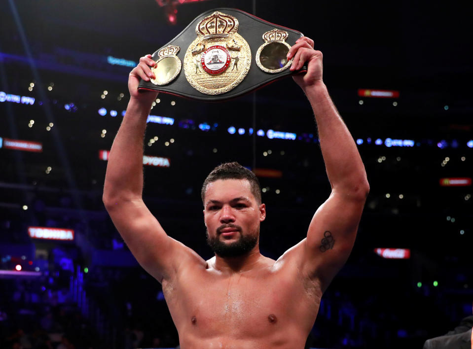 Joe Joyce celebrates his win against Joe Hanks on Dec. 1, 2018 at the Staples Center in Los Angeles. (Reuters)