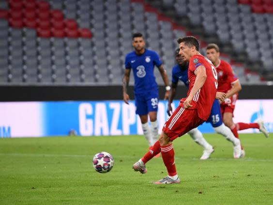 Robert Lewandowski of Bayern Munich scores (Getty Images)