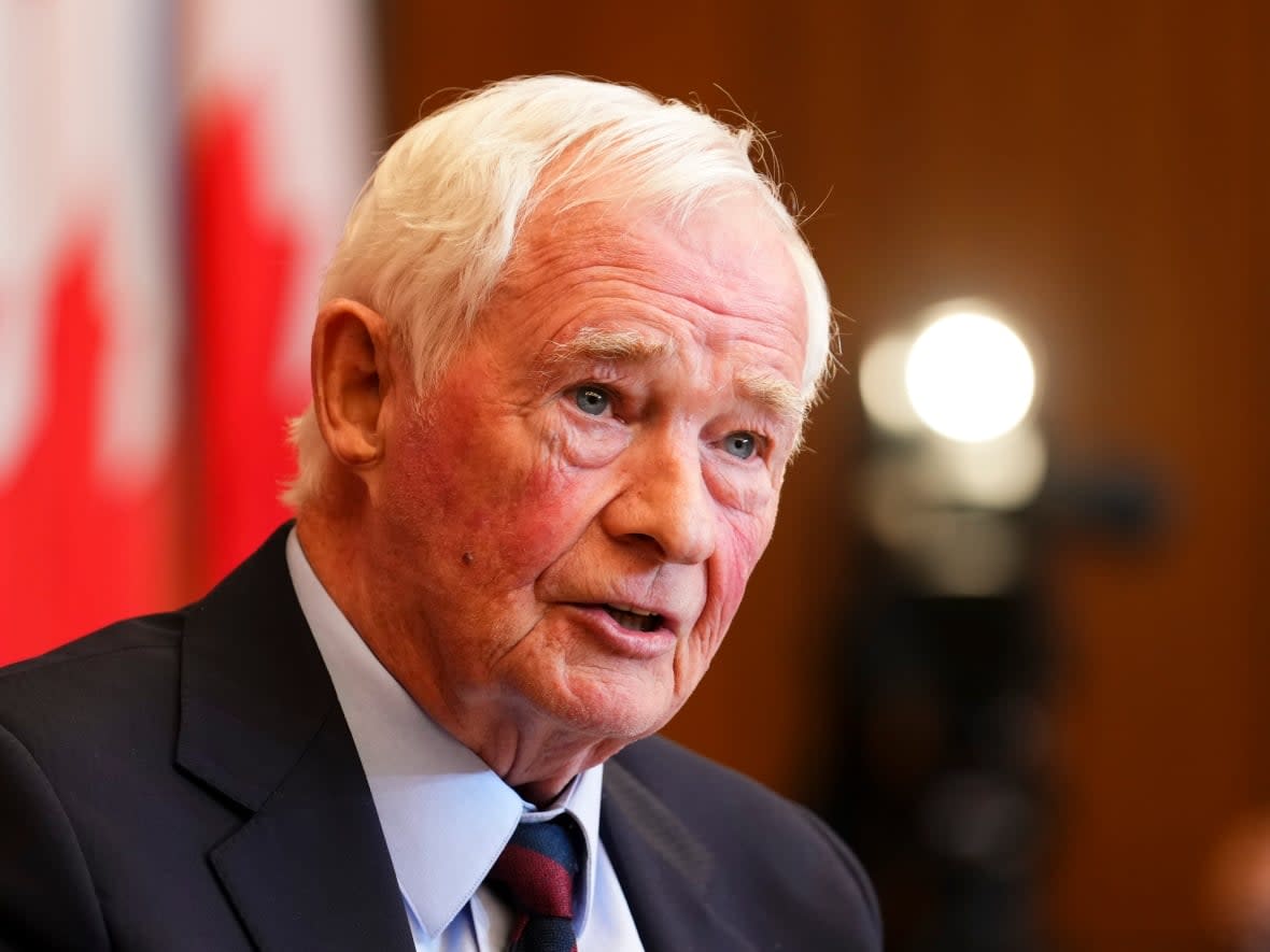 David Johnston, independent special rapporteur on foreign interference, presents his first report in Ottawa on Tuesday. (Sean Kilpatrick/The Canadian Press - image credit)