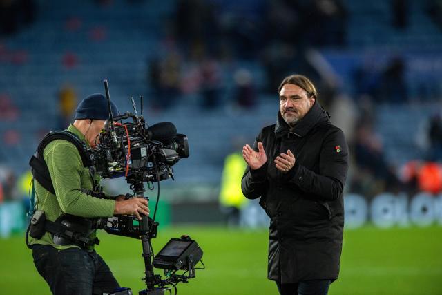 Daniel Farke earns title but Leeds United stars snubbed despite statement  win at Leicester City