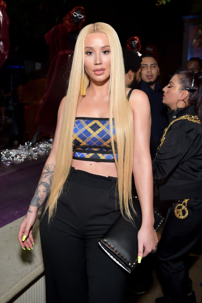 Iggy Azalia is facing heat after she continued her show while her back up dancer was having a seizure. Source: Getty