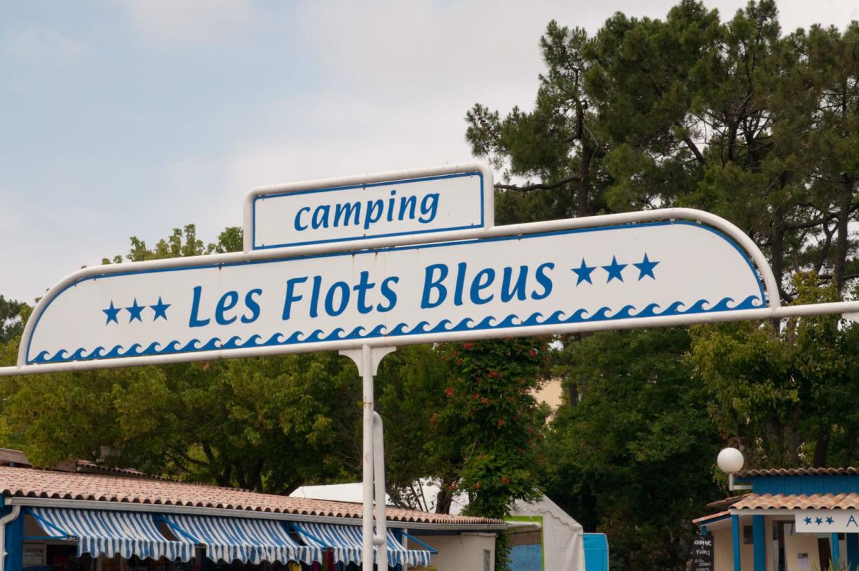 Le camping des Flots Bleus, théâtre des aventures de Patrick Chirac dans 