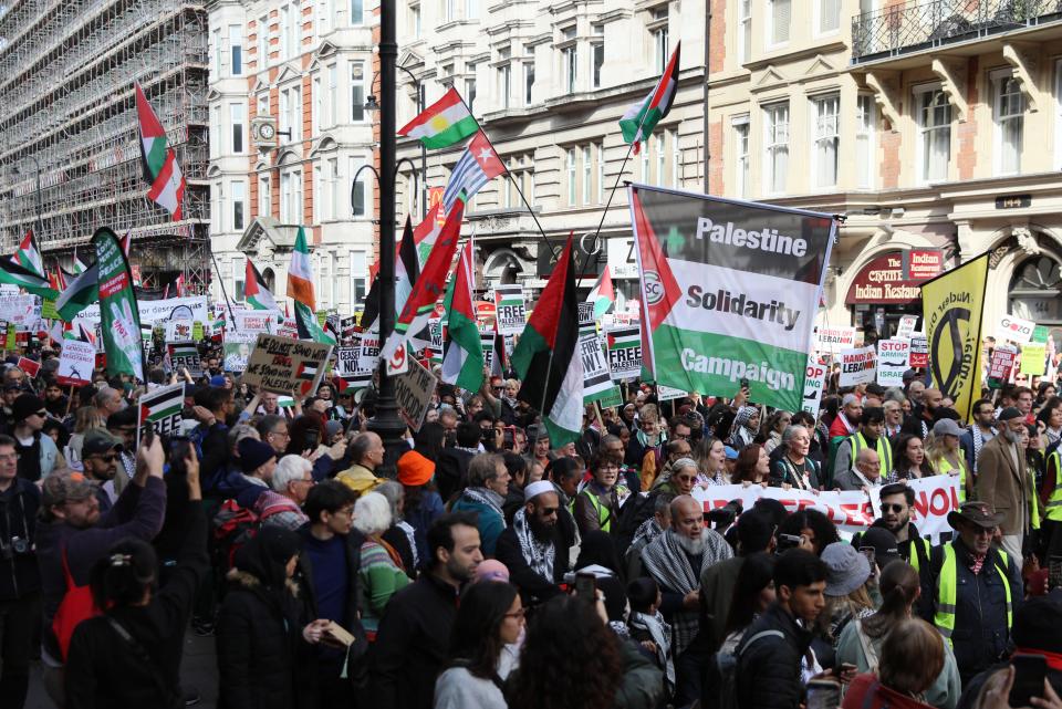 Protesters gather for a 'Stop The War Coalition' demonstration against Israeli strikes on Gaza and Lebanon (Getty Images)