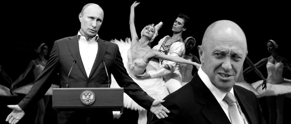 Wladimir Putin (links), Jewgeni Prigoschin (rechts) und Balletttänzer bei der Aufführung von Tschaikowskys „Schwanensee“. - Copyright: Getty Images