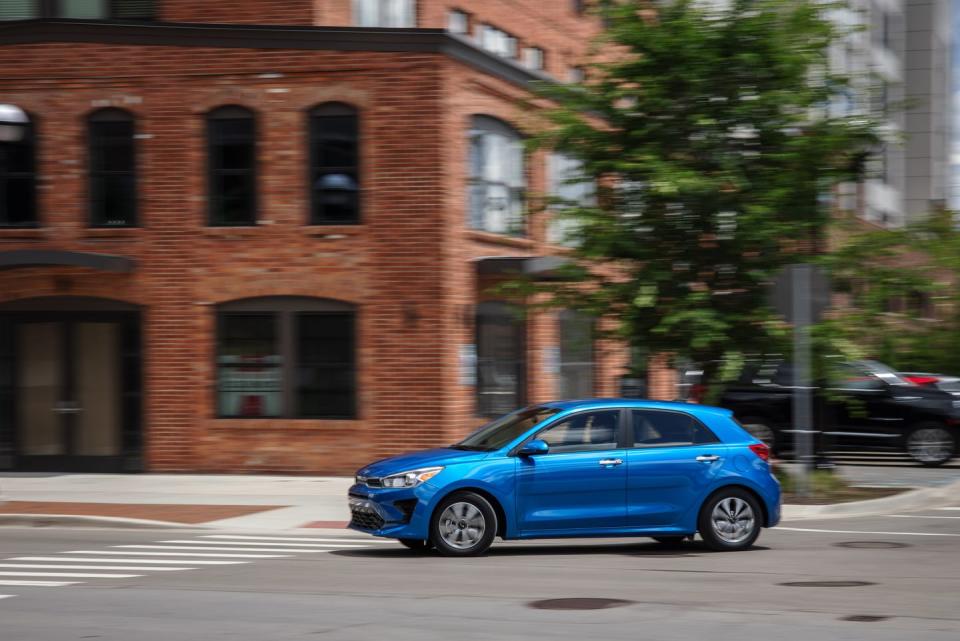 2021 kia rio s hatchback