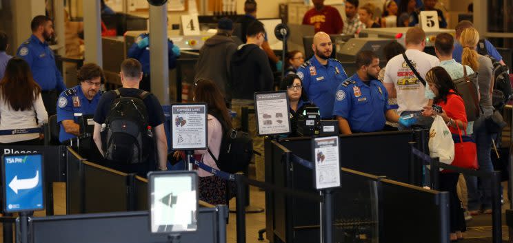 Transportation Security Administration (TSA) check-points are pictured at Los Angeles International Airport in Los Angeles, U.S., on May 31, 2016. (Photo: Mario Anzuoni/Reuters)