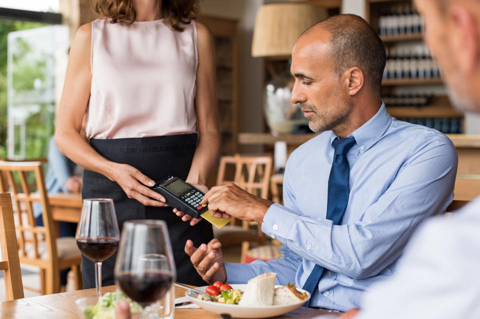 Tickets-resto, nouvelles obligations pour les locations, fin des chaudières au fioul…. Ce qui change au 1er juillet (Crédit : Getty Images)