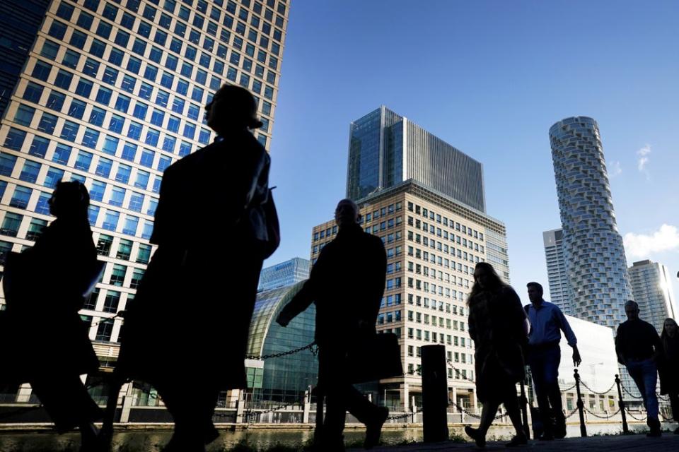 Office workers and commuters (Victoria Jones/PA) (PA Wire)