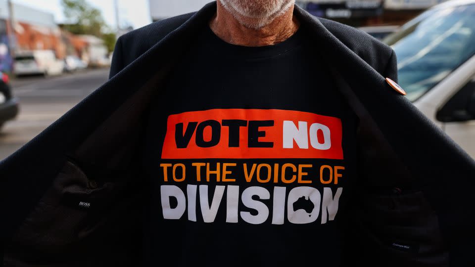 A volunteer wearing a 'Vote No' T-Shirt on October 02, 2023 in Melbourne, Australia. On October 14, 2023. - Asanka Ratnayake/Getty Images