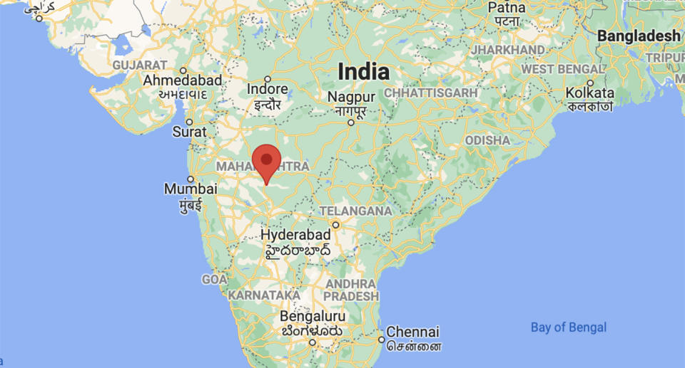 Map with a red pin showing where Beed is located in India.