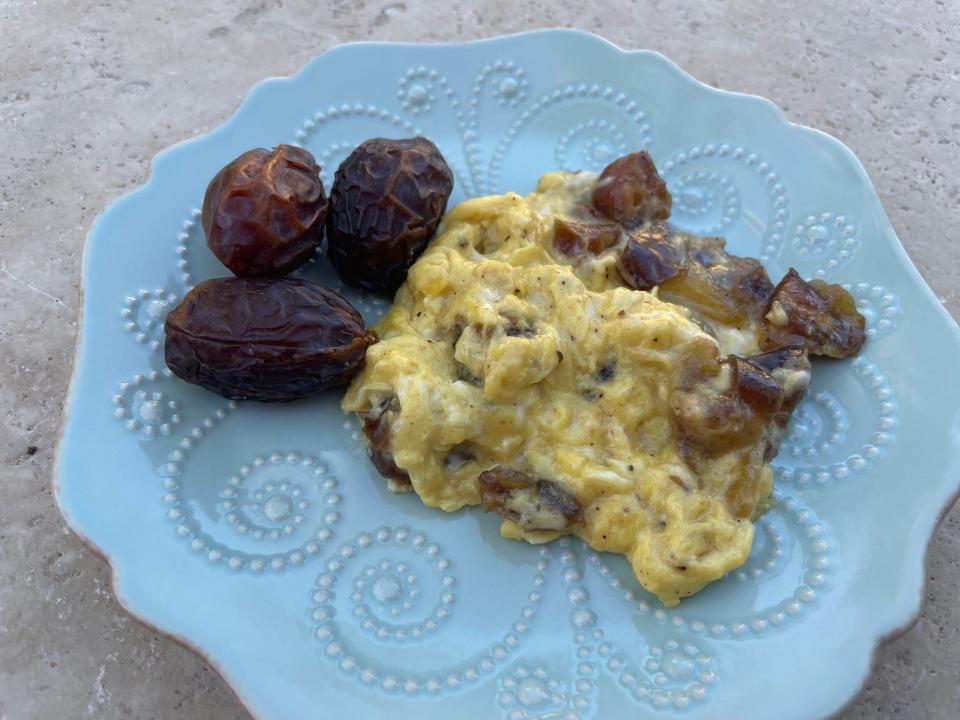Eggs with dates is a classic homestyle Iranian breakfast.