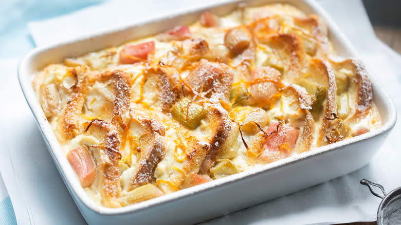 bread pudding with rhubarb