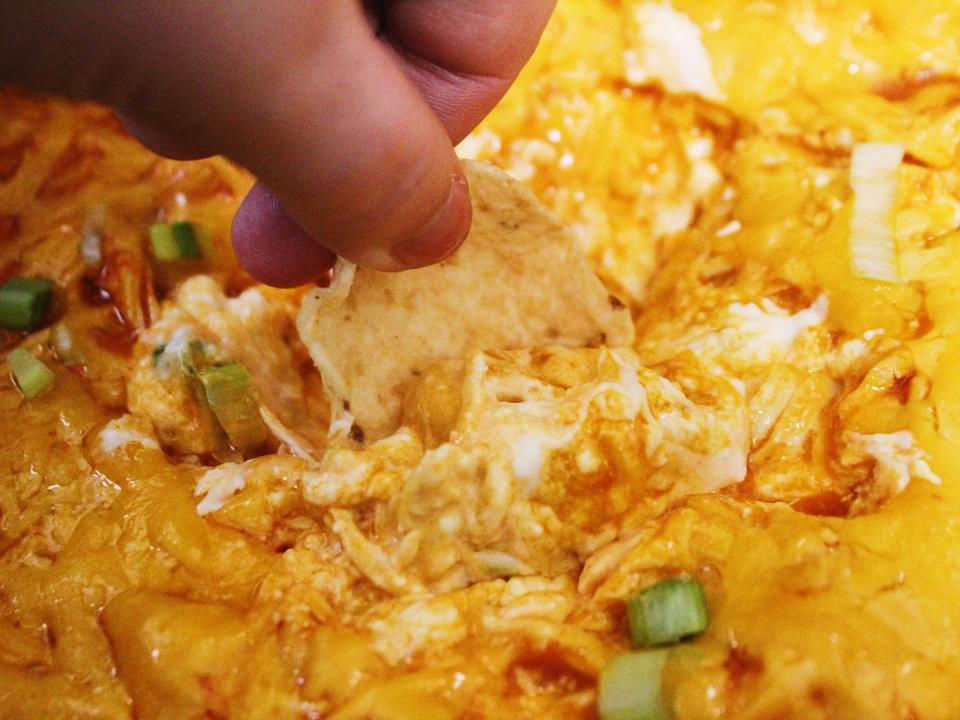 slow cooker buffalo chicken dip