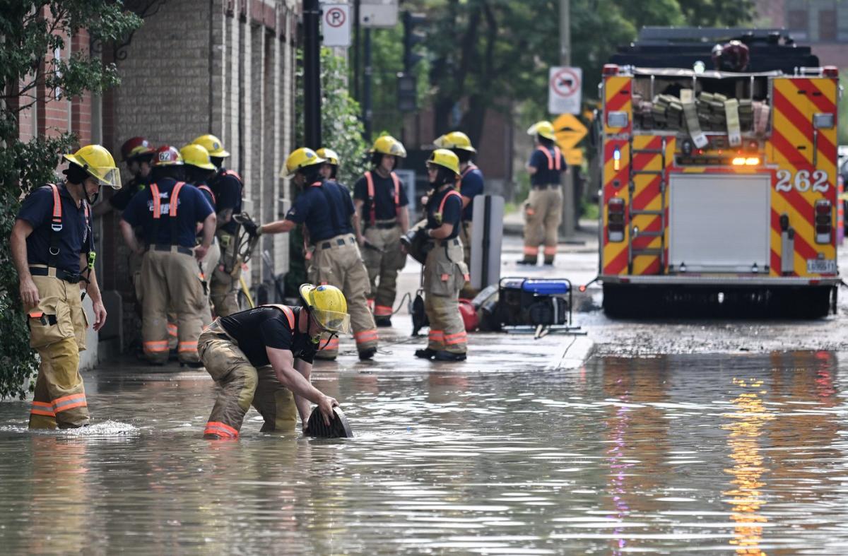 Clean-up work underway after water pipe burst in Montreal, streets and houses flooded