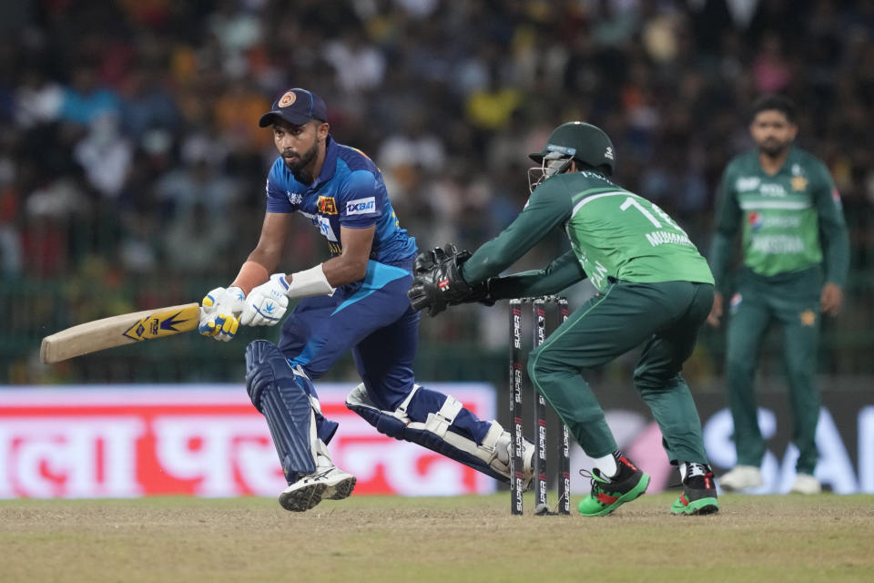 Sri Lanka's Sadeera Samarawickrama plays a shot during the Asia Cup cricket match between Pakistan and Sri Lanka in Colombo, Sri Lanka on Thursday, Sept.14, 2023. (AP Photo/Eranga Jayawardena)