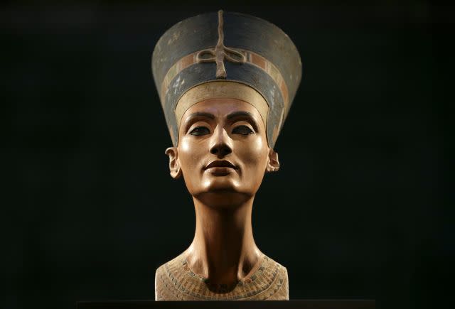 Queen Nefertiti’s 3,000 year old bust has enraptured the world ever since it was first discovered over 100 years ago. <span class="inline-image-credit">(Reuters/Michael Sohn)</span>