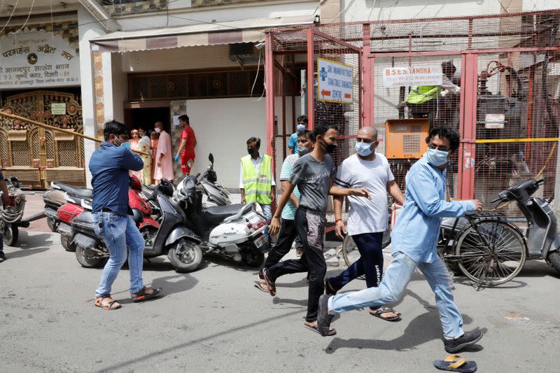 Extended nationwide lockdown to slow spread of coronavirus disease (COVID-19) in New Delhi, India