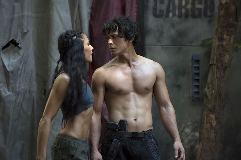 The 100 -- Earth Skills -- Image: HU102c_0101 -- Pictured: Bob Morley as Bellamy -- Photo: Cate Cameron/The CW -- &copy; 2014 The CW Network, LLC. All Rights Reserved.
