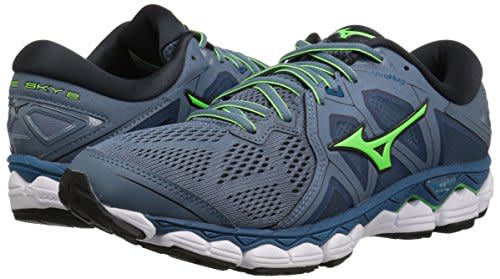 Mizuno Men's Wave Sky 2 Running Shoe (Amazon / Amazon)