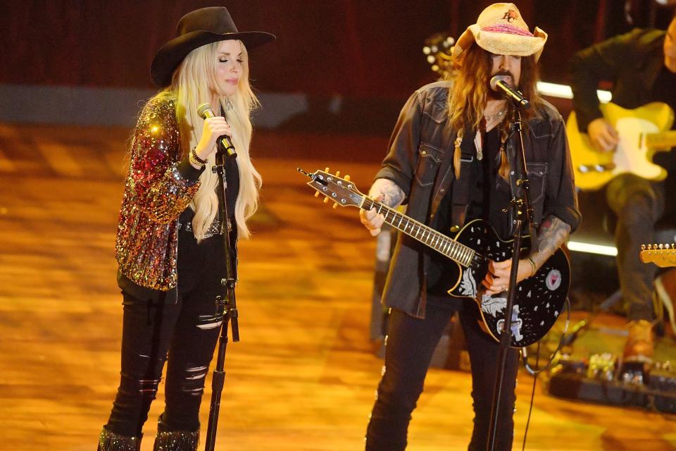 Billy Ray Cyrus and Firerose have accused each other of abuse during their 7-month marriage.