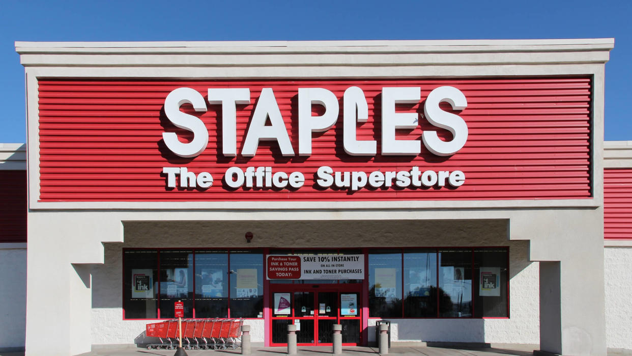 RIDGECREST, UNITED STATES - APRIL 13, 2014: Staples Office Superstore in Ridgecrest, California.