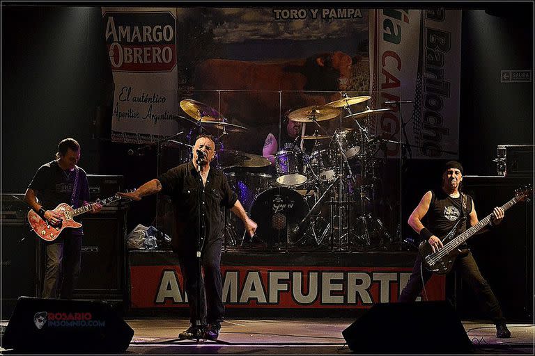 Ricardo Iorio en Almafuerte, la banda que lideró durante 20 años