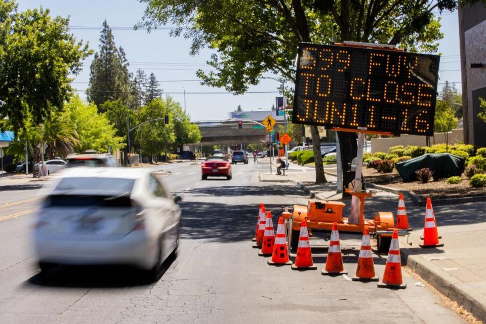 A Caltrans sign on Broadway in Sacramento on Sunday, June 6, 2021, calls attention to the planned Highway 99 freeway closure from June 11 to June 16.