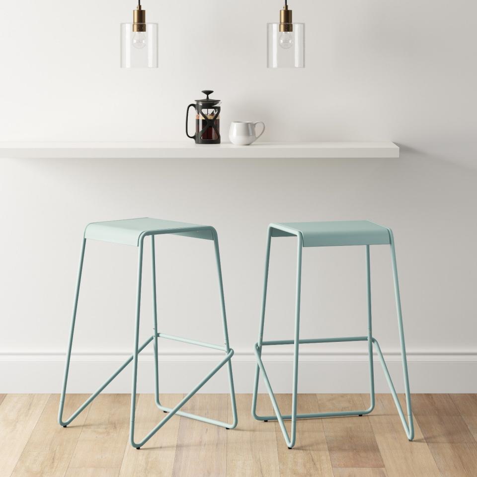 <a href="https://www.target.com/p/29-frey-metal-barstool-project-62-153/-/A-52708165#lnk=newtab" target="_blank">Shop it here</a>.&nbsp;