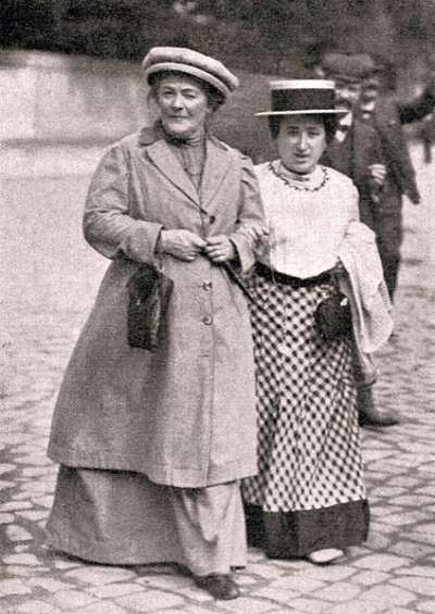 1910年1月，克拉拉·蔡特金和羅莎·盧森堡。（圖/維基百科公有領域）