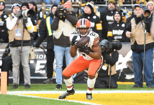 Myles Garrett voted Cleveland Browns player of year