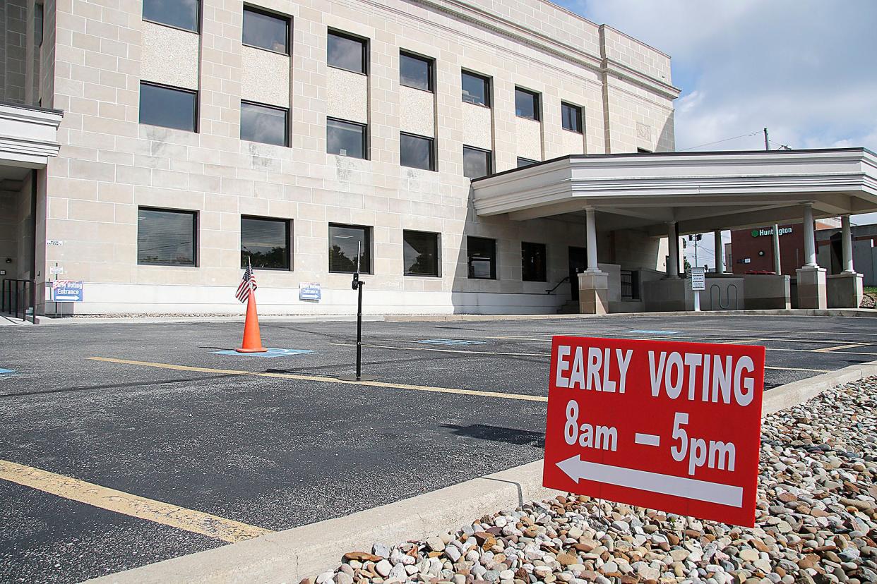 A sign marks the entrance for the Early Voting location at the Ashland County Office Building on Tuesday, Oct. 5, 2021. TOM E. PUSKAR/TIMES-GAZETTE.COM