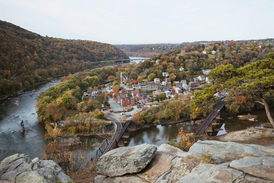 West Virginia: Loudoun Heights Trail to Split Rock Trail