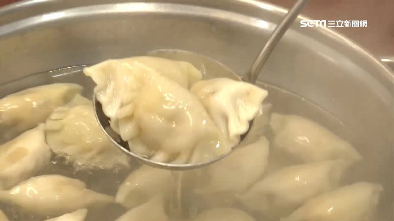  水餃形狀如元寶，吃了財源廣進。（圖／資料照）