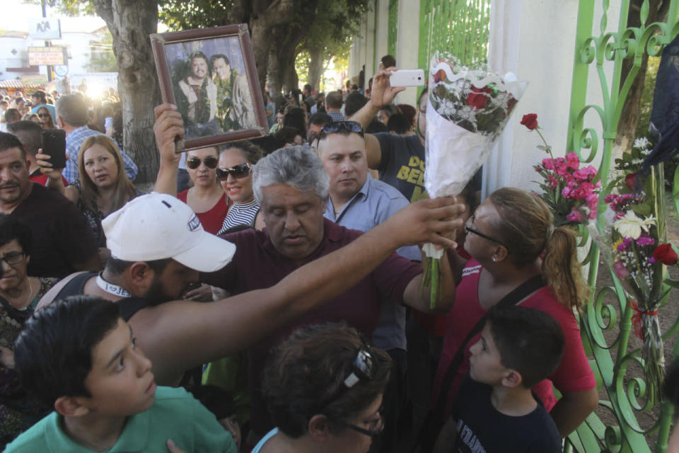 “En este país que está demasiado plagado de odio y divisiones, se nos ha olvidado el amor a México. Eso nos dio este hombre enigmático y extraordinario”, sentenció. / Foto: Ciudad Juárez, Chihuahua, Agencia Cuartoscuro