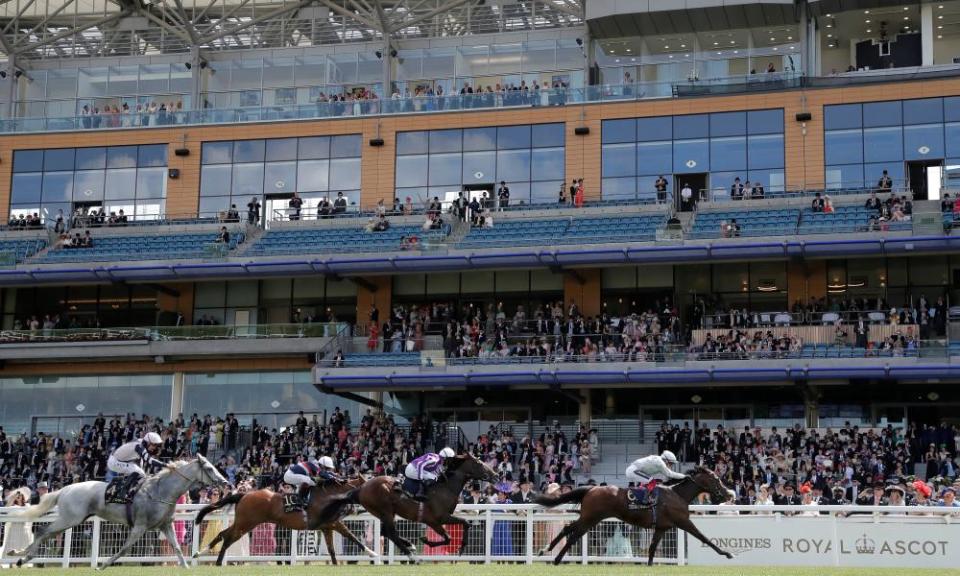 Palace Pier won in front of a relatively muted crowd of 12,000 at Ascot.