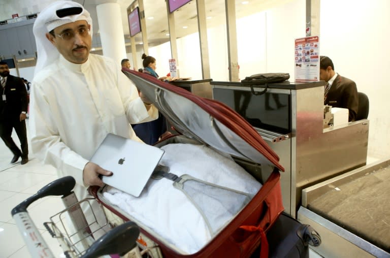 Travellers from several countries will now have to put large electronic items in hold baggage on direct flights to the US and Britain