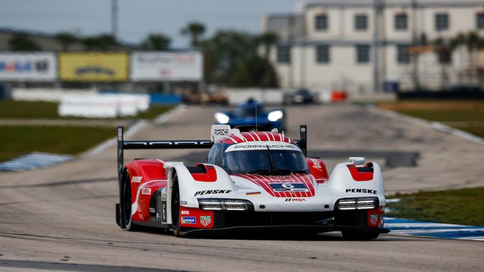 6 porsche penske motorsports, porsche 963, gtp mathieu jaminet, nick tandy, fred makowiecki