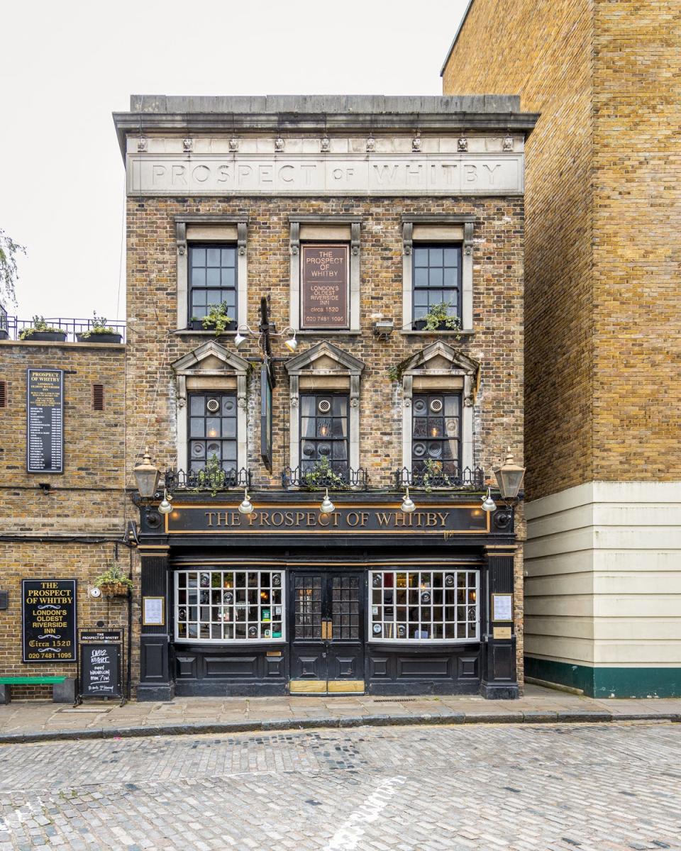 The Prospect of Whitby, Wapping (Tim George)