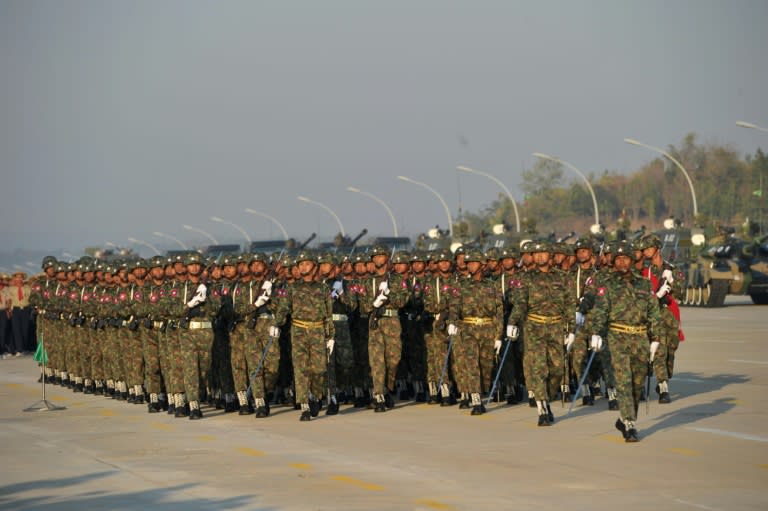 Myanmar's soldiers march in formation during the 67th Myanmar Independence Day Grand Military Review parade in Naypyidaw, in January 2015