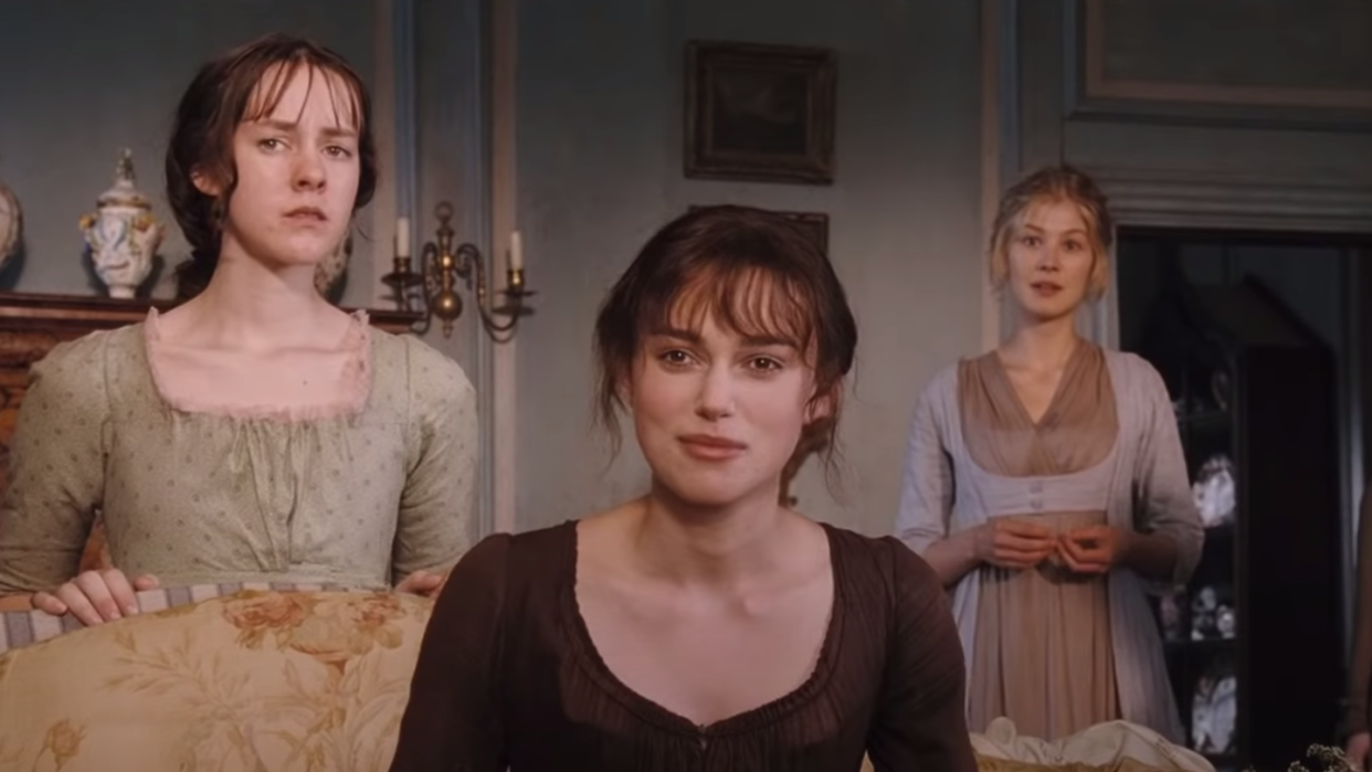 jena malone keira knightley and rosamund pike in pride and prejudice