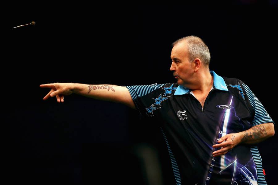 4. PLATZ - PHIL TAYLOR (ENGLAND): Der Rekord-Weltmeister wartet seit Ende 2014 auf einen Erfolg vor TV-Kameras. Für Top-Platzierungen bei den wichtigen Turnieren ist "The Power" jedoch immer gut. Taylor kommt ausgeruht zur Champions League, da er in den vergangenen Wochen keine Turniere gespielt hat