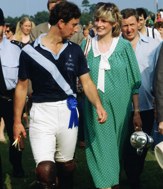 GREAT BRITAIN - JUNE 06, 1982: Diana, Princess of Wales and Prince Charles, Prince of Wales at Polo in Windsor, Diana is pregnant and is wearing a dress designed by Catherine Walker (Photo by Tim Graham/Getty Images)