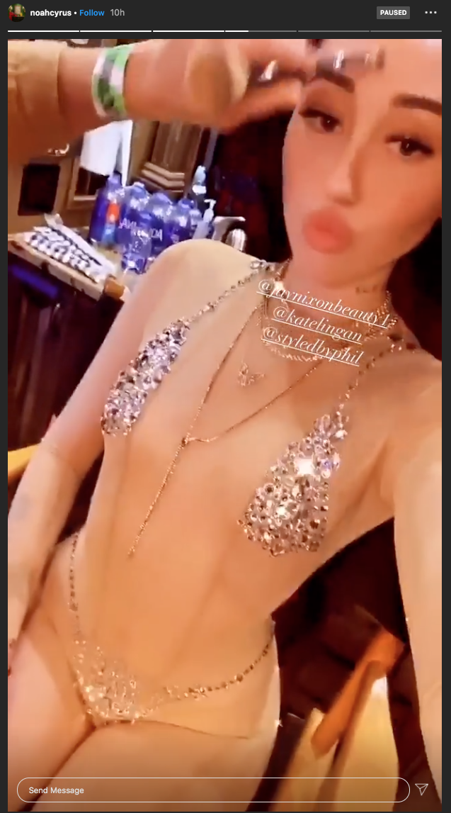 Noah Cyrus showed off CMT outfit on Instagram